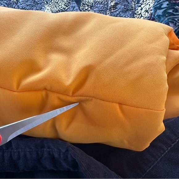 NWOT Acne Studios Gender Inclusive Heat Reactive Vest Size M - Picture 11 of 12